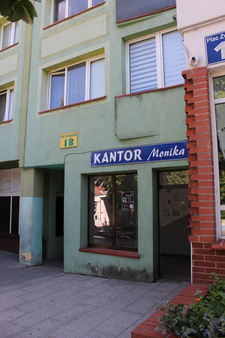 Kantor Wechselstube Geld wechseln Euro Sloty Kurs Währung.