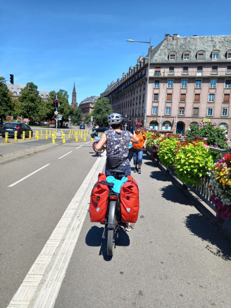 Mit dem Fahrrad durch Straßburg,